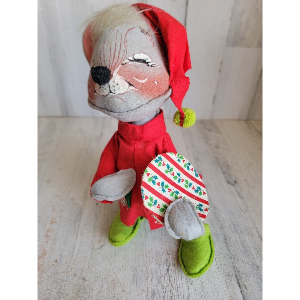 Annalee mouse red Santa hat Xmas plush unique Xmas home vintage decor